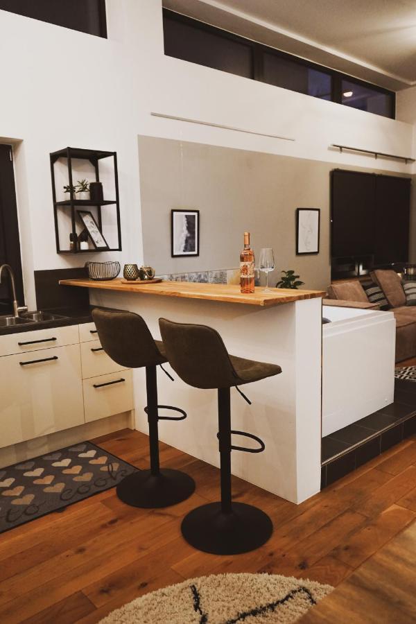 Stilvolles City-Loft Mit Privatem Whirlpool Trier Exterior foto