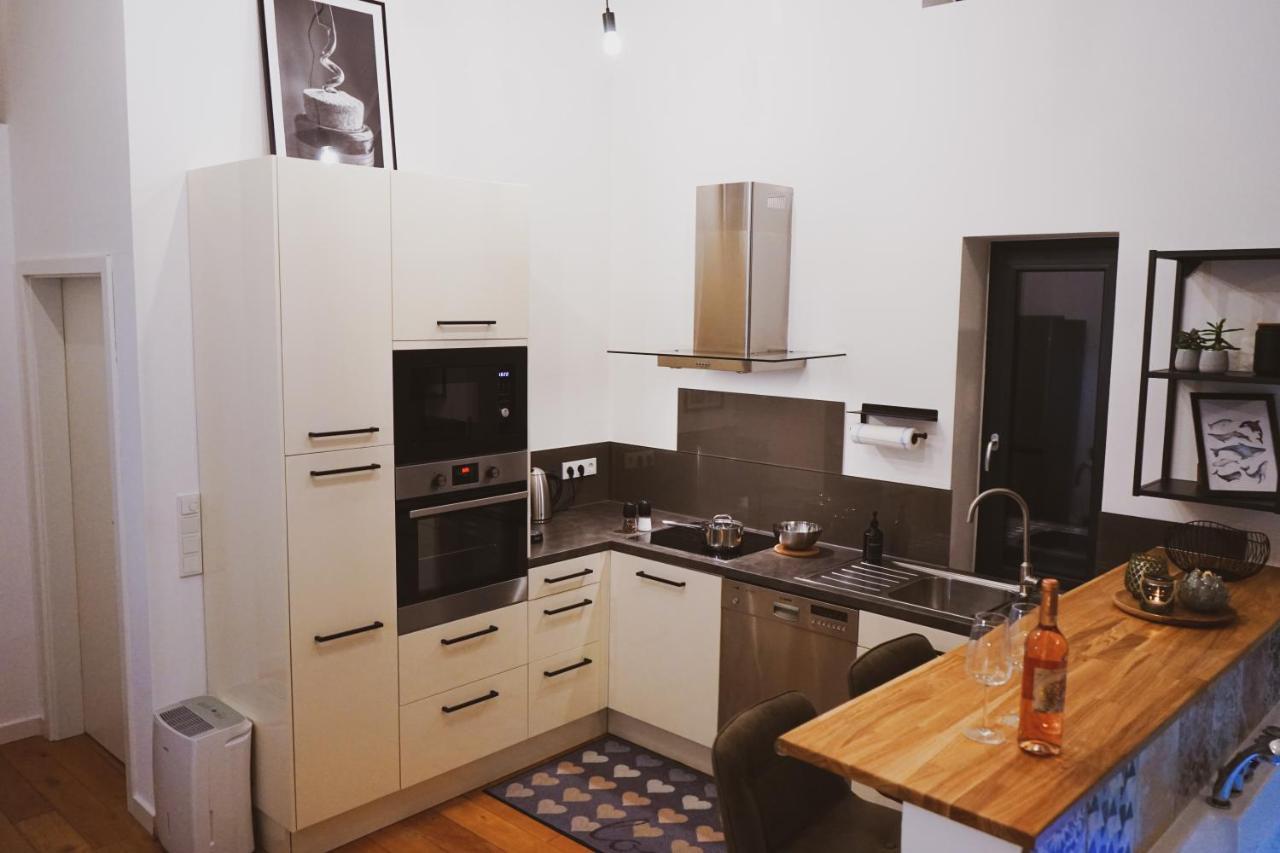 Stilvolles City-Loft Mit Privatem Whirlpool Trier Exterior foto